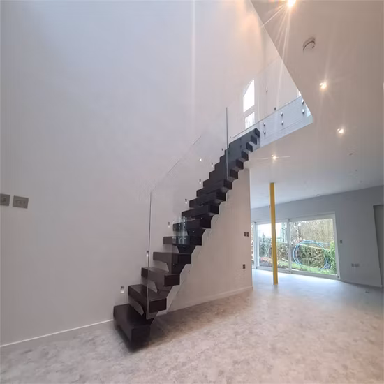 Оптовая торговля гранитным камнем известняковым спа-центром, консольным спа-центром с поручнями, подвижной лестницей